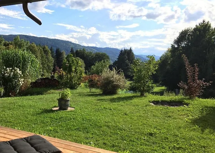 Zirben Appartement zwischen Berg und See