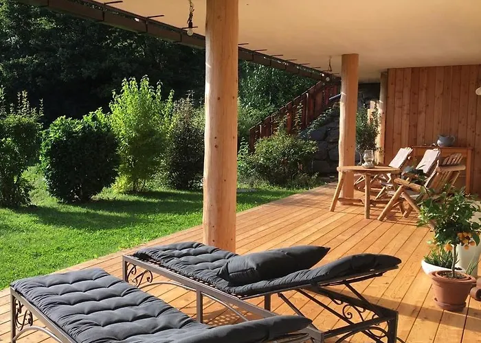 Zirben Appartement zwischen Berg und See